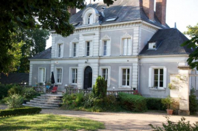 Отель Château de la Chaise  Сен-Жорж-Сюр-Шер
